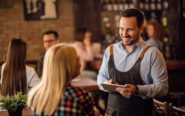 Atração e fidelização de clientes pequenos restaurantes